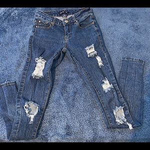 Ripped jeans From Vins Me